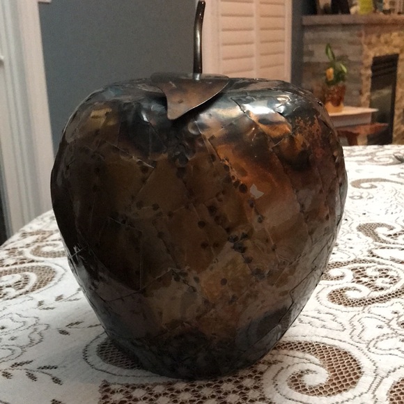 Large Welded Apple - Picture 4 of 7